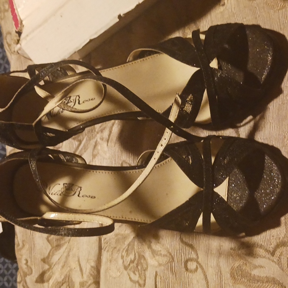 Shoes - Picture 3 of 3
